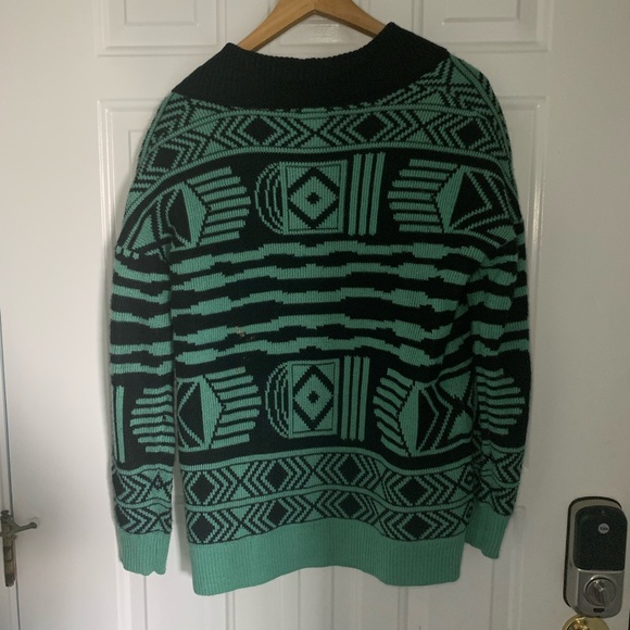 Xhilaration M sweater - Picture 4 of 4